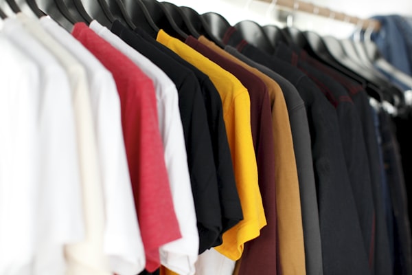 Cómo Encontrar el Fabricante de Ropa Adecuado para tu Marca de Moda